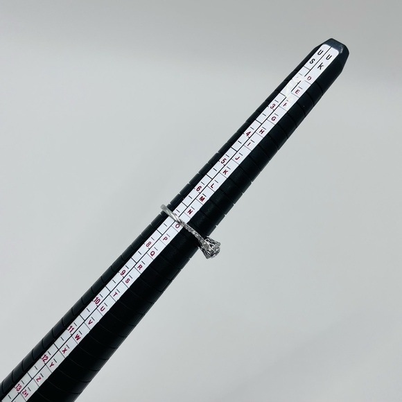 Round Brilliant .50 CT VS Lab Diamond Silver Ring - Picture 8 of 8